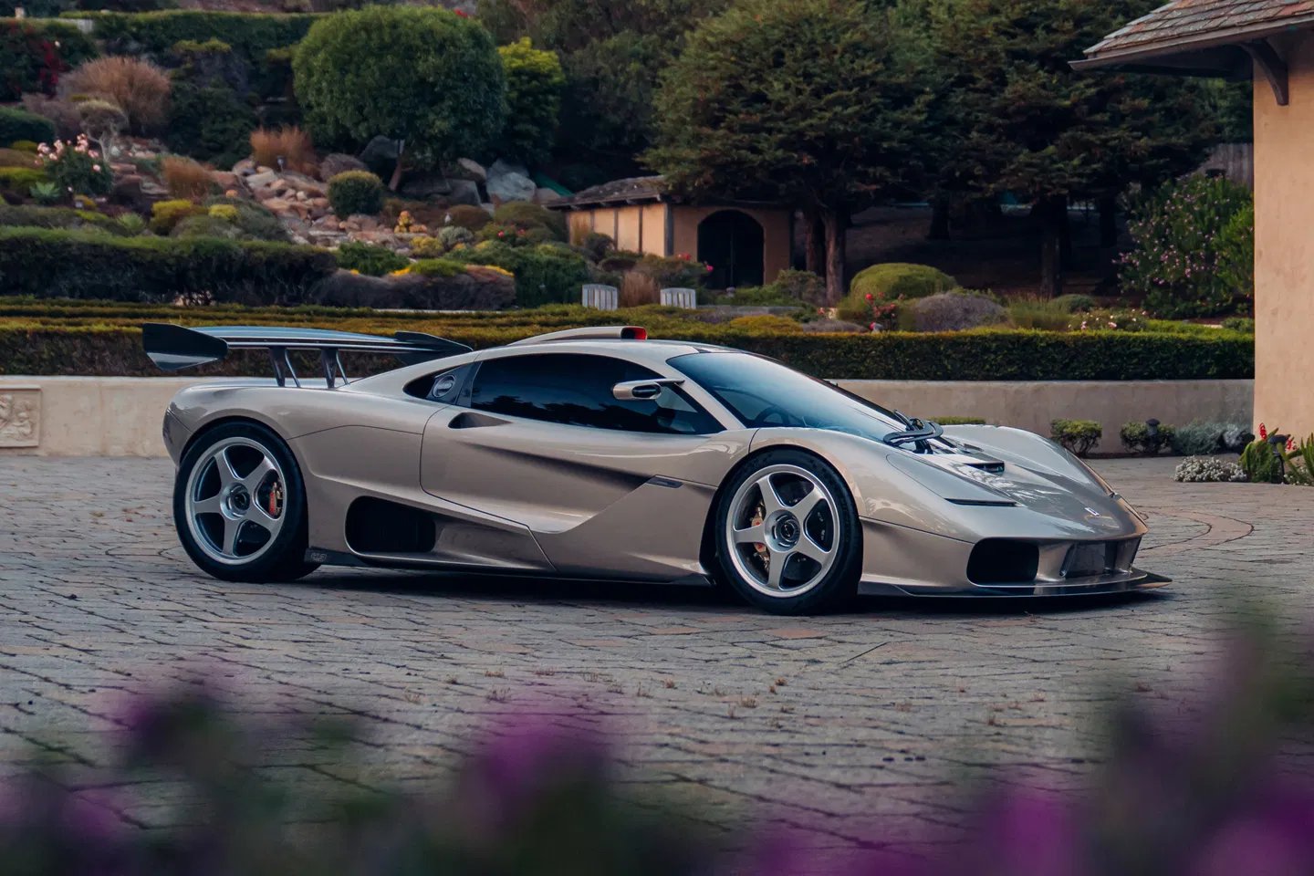 S1 LM fetches £15m at auction, sets record